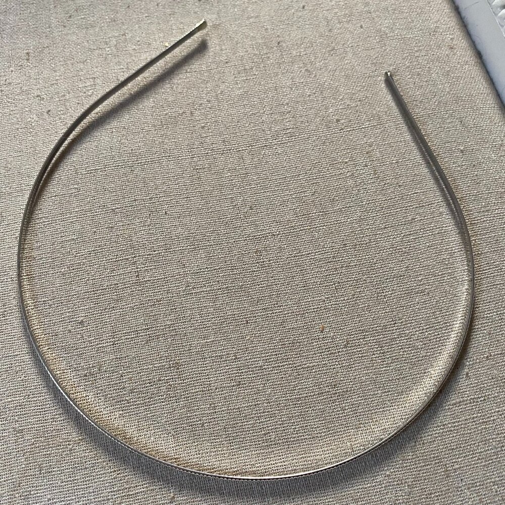 VINTAGE 1990s Skinny Silver Etched slim headband Head Band OS